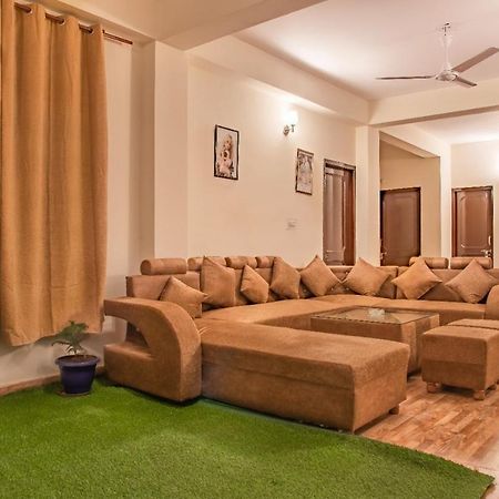 Pine Villa Kasauli Exteriör bild