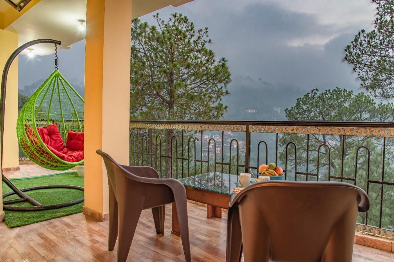 Pine Villa Kasauli Exteriör bild