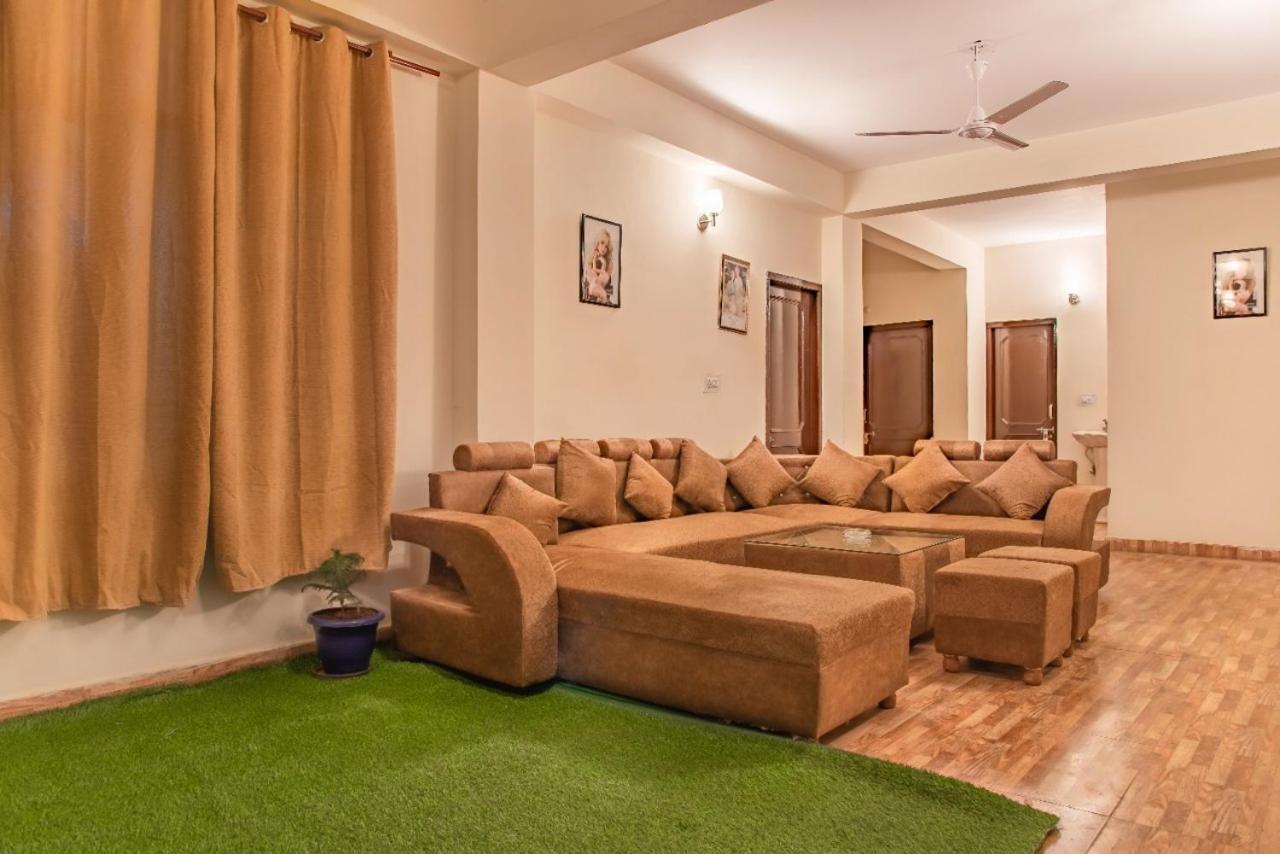 Pine Villa Kasauli Exteriör bild